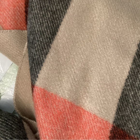 Blanket Scarf Plaid 70” X 26” - Picture 5 of 7